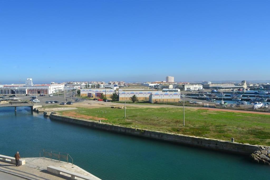 Portinho Do Meio Peniche